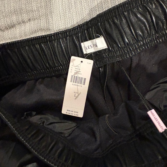 AVEC LES FILLES. Black faux leather joggers. Size L - Picture 4 of 4